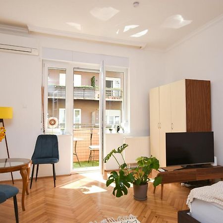 Castle Nest Apartment Будапеща Екстериор снимка